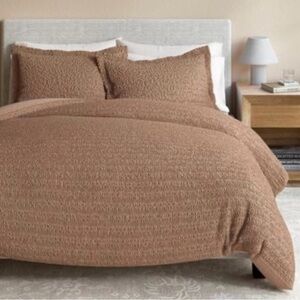 Linery & Co. 100% Cotton Reversible Honeycomb Waffle / Percale Duvet Cover Set